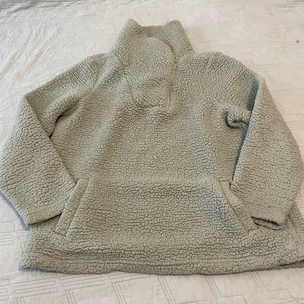 Cozy Sherpa Pullover in Sage mossy Green
